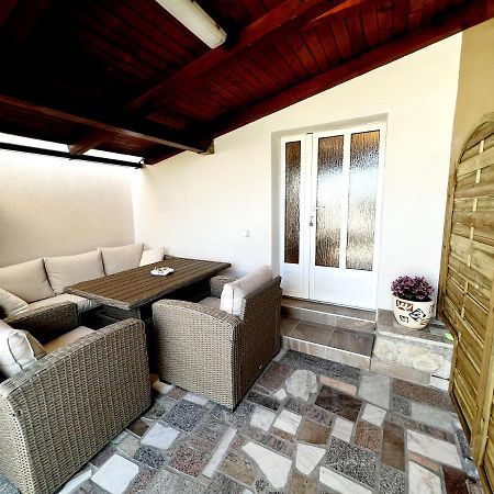 Little Home Banjol Bagian luar foto