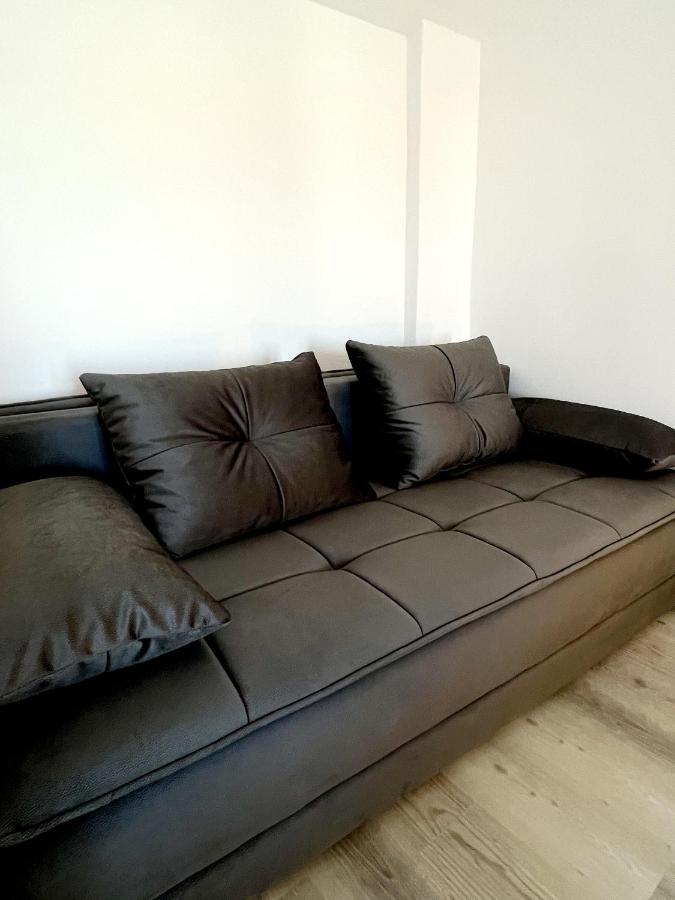 Little Home Banjol Bagian luar foto