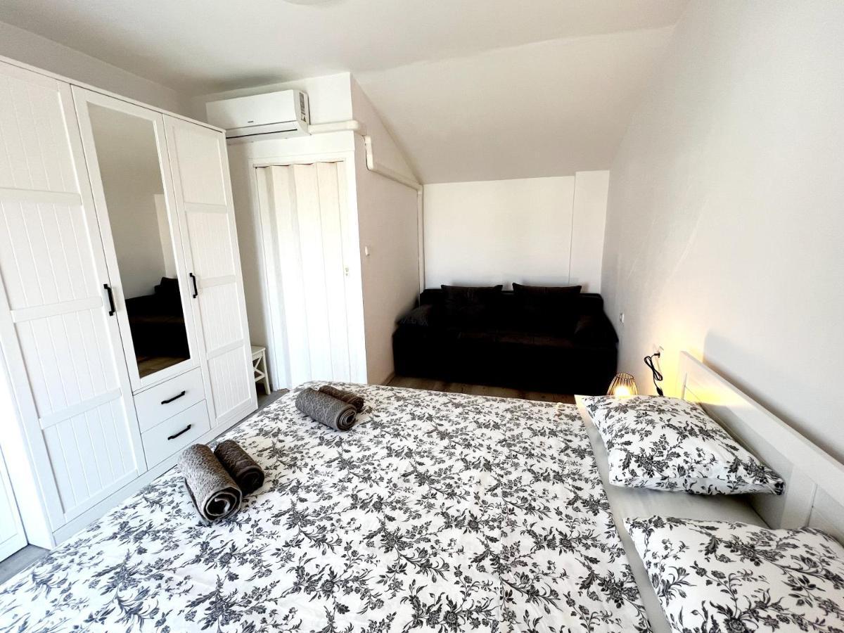 Little Home Banjol Bagian luar foto